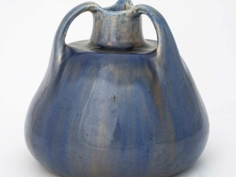 With Heart and Hand – Art Pottery in Queensland 1900-1950